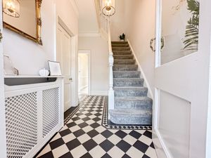 Photo 11- click for photo gallery